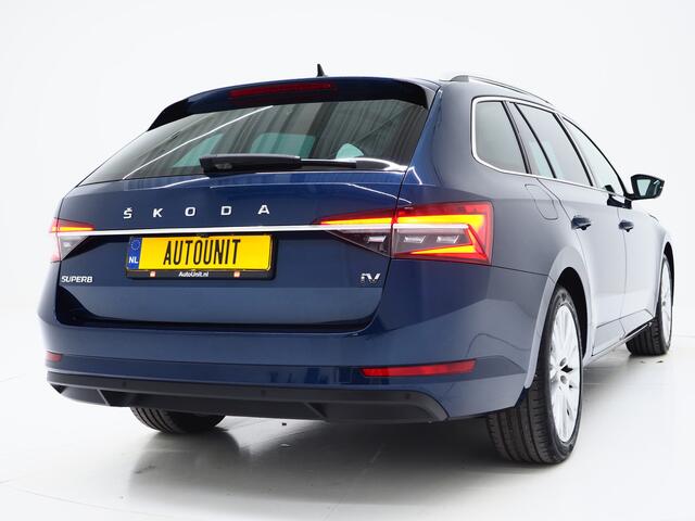 Skoda SUPERB Combi 1.4 TSI iV Style | Panoramadak | Canton | Trekhaak | 360 | Keyless | Adaptive Cruise | Carplay