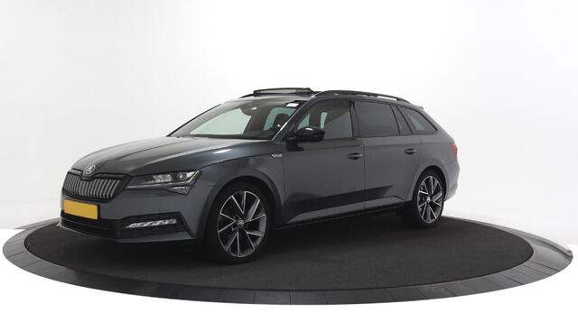 Skoda SUPERB Combi 1.4 TSI iV Sportline Business Panoramadak / Trekhaak / Standkachel