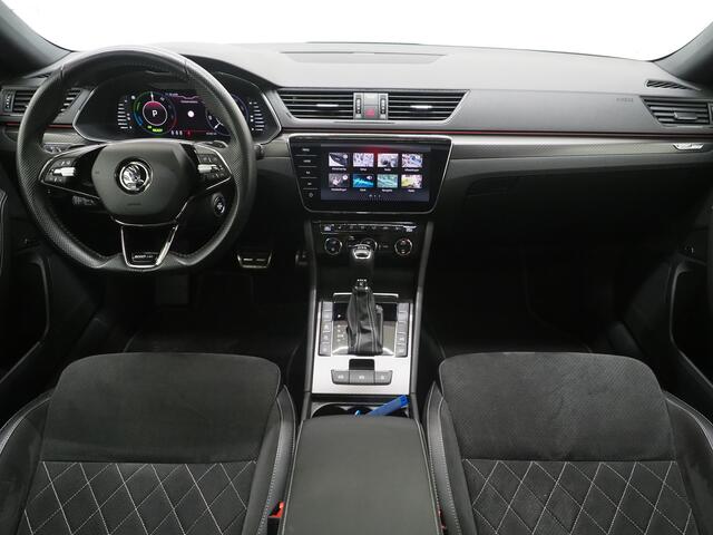 Skoda SUPERB Combi 1.4 TSI iV Sportline | Panoramadak | Canton | Trekhaak | 360 | Keyless | Adaptive Cruise | Carplay