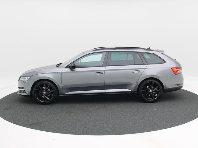 Skoda SUPERB Combi 1.4 TSi 218 Pk Automaat iV Sportline Business | Panorama Dak | Alcantara Leder | Elektrische Stoelen met Geheugen | Trekhaak | Adaptive Cruise | Camera | 19 Inch