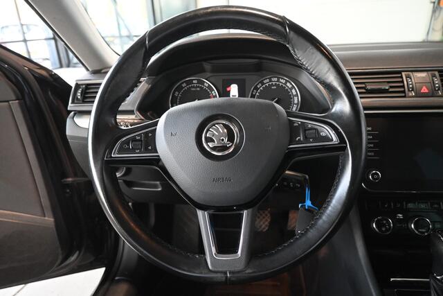 Skoda SUPERB Combi 1.4 TSI ACT Ambition Business Automaat Navigatie Stoelverwarming LED Inruil Mogelijk!