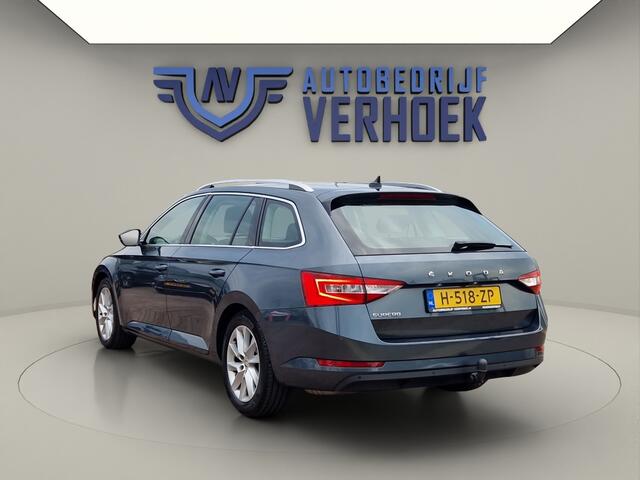 Skoda SUPERB Combi 1.5 TSI Business Edition Trekhaak - Carplay - NL Auto