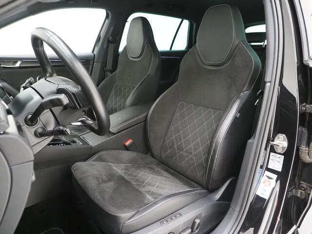 Skoda SUPERB Combi 1.4 TSI iV Sportline 218PK | Sportstoelen | Trekhaak | Camera | Memory | Sfeer | Keyless | Adaptive Cruise