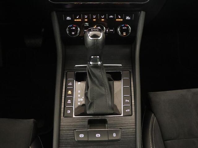 Skoda SUPERB 1.4 TSI iV Business Edition | Leder/Alcantara | Stoelverwarming | Canton Sound | Memory | Virtual Cockpit | Carplay | Camera | Navigatie | Cruise control | PHEV | Plug In