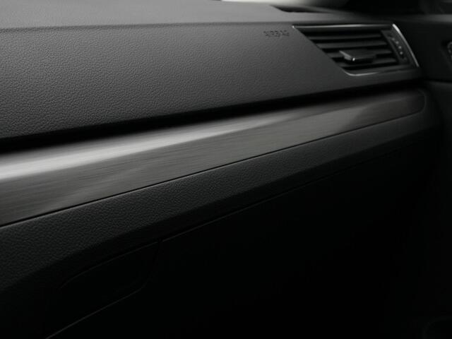 Skoda SUPERB Combi 1.4 TSI iV 218 pk DSG Business Edition | Geheugenstoel | Matrix LED | Stoel-/achterbankverwarming | Achteruitrijcamera