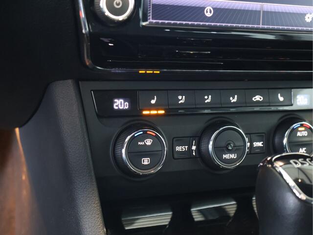 Skoda SUPERB Combi 1.4 TSI ACT Style Automaat | Clima | Comfortstoelen | Carplay | Memory | Haak |