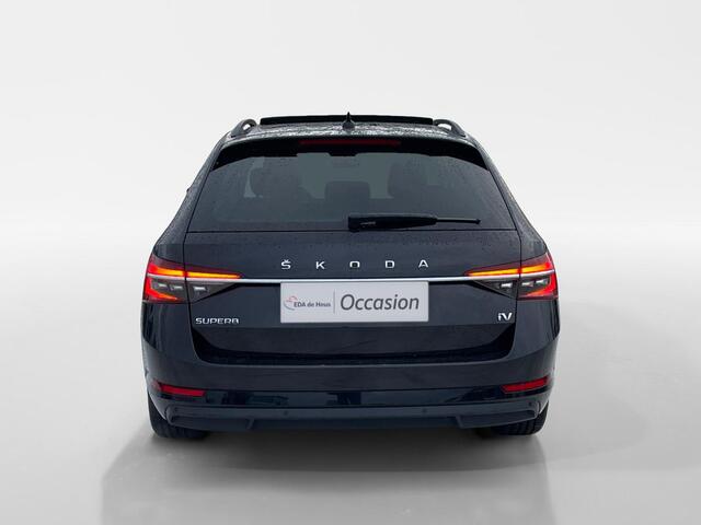 Skoda SUPERB Combi 1.4 TSI iV Business Edition Plus | Schuif-Kantel Dak | Stoel/Stuur Verwarming | Navigatie | Parkeersensoren | Apple Carplay/Android Auto | Stand Kachel