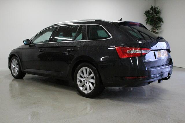 Skoda SUPERB Combi 1.4 TSI iV Business Edition Plus | CANTON-AUDIO | NAVIGATIE | CARPLAY | LMV | DAB-RADIO | LED | E-KLEP | PDC |