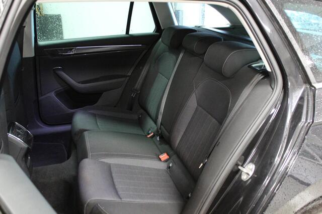 Skoda SUPERB Combi 1.4 TSI iV Business Edition Plus | CANTON-AUDIO | NAVIGATIE | CARPLAY | LMV | DAB-RADIO | LED | E-KLEP | PDC |