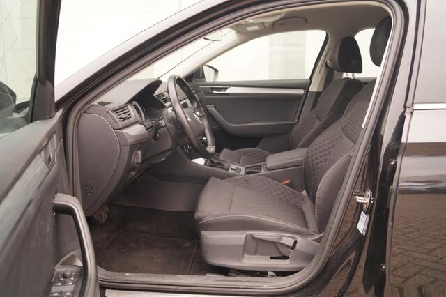 Skoda SUPERB Combi 1.5 TSI 150pk DSG Business Edition -NAVI-ECC-