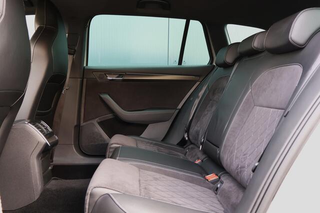 Skoda SUPERB Combi 1.4 TSI iV Sportline Business | Trekhaak elektrisch | Virtual Cockpit | Camera | Canton | Stoelverwarming