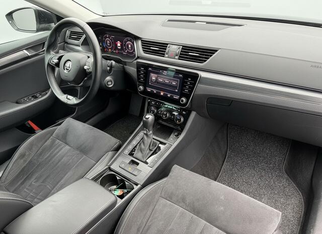 Skoda SUPERB Combi 1.4 TSI iV Business Edition Plus Camera | Navi