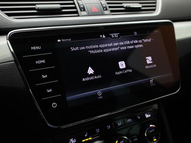 Skoda SUPERB Combi 1.4TSIiV 160kW/218PK Business Edition DSG · Panoramadak · Trekhaak · Apple/Android Car Play ·