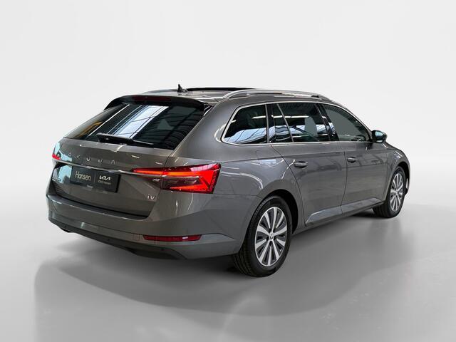 Skoda SUPERB Combi 1.4 TSI iV Style I Panoramadak I Navi I Elek. Stoelen