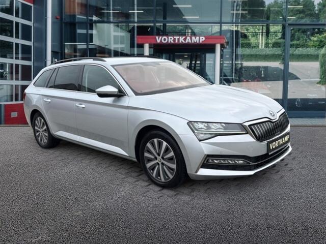 Skoda SUPERB 1.4 TSI DSG AMBITION TREKHAAK/CAMERA/STOEL+STUURVERW/NAVI
