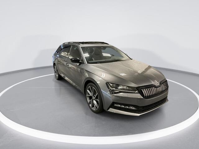 Skoda SUPERB Combi 1.4 TSI 218pk DSG iV Sportline Business · Panoramadak · Camera · Elek Bestuurderstoel Met Geheugen · Apple/Android Car Play · Elek. Achterklep · Keyless · 19'' Inch · Garantie t/m 30-07-2028 of 100.000km