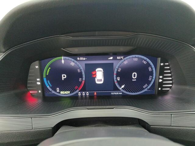 Skoda SUPERB 1.4 TSI iV Business Edition Plus Vol leder Airco ECC Navi Carplay PDC VA+ Camera Cruise Control Elek. stoel + verwarming