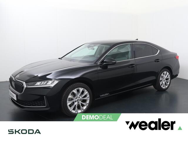 Skoda SUPERB First Edition 1.5 TSI 150 pk DSG | Massagestoelen | Adaptieve cruise control | 18'' Lichtmetalen velgen | Achteruitrijcamera |