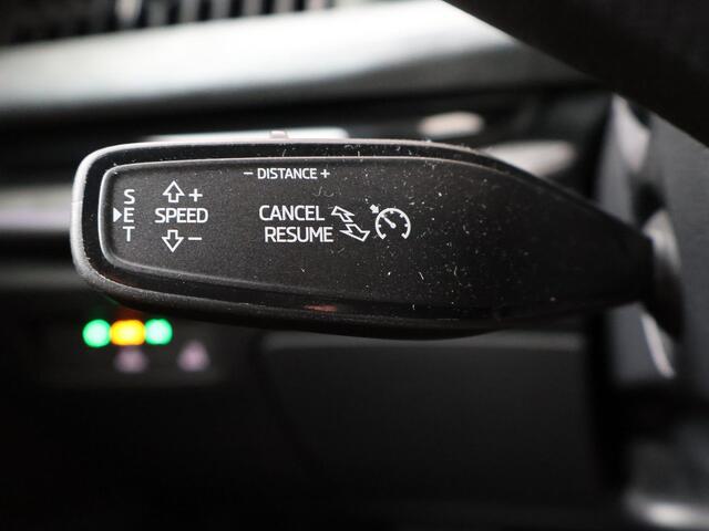 Skoda SUPERB First Edition 1.5 TSI 150 pk DSG | Massagestoelen | Adaptieve cruise control | 18'' Lichtmetalen velgen | Achteruitrijcamera |