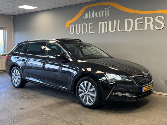Skoda SUPERB Combi 1.4 TSI iV Business Edition Pano/Trekhaak/Camera/Stoelverwarming