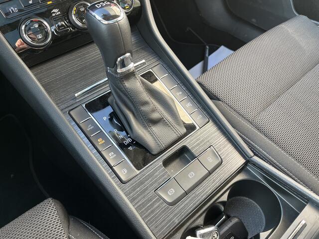 Skoda SUPERB Combi 1.4 TSI iV Style / AUTOMAAT/ PANO/ TREKHAAK/ STANDKACHEL/ MEMORY SEAT/ ELEK.KLEP/ PARK.SENSOR.V+A/ 360 CAMERA/ ACC/ DCC/ STUUR+STOELVERWARM.V+A/ KEYLESS/ SMARTLINK/ DODEHOEK/ NAVI/ DAB/ CLIMA/ LED/ 17'' LMV