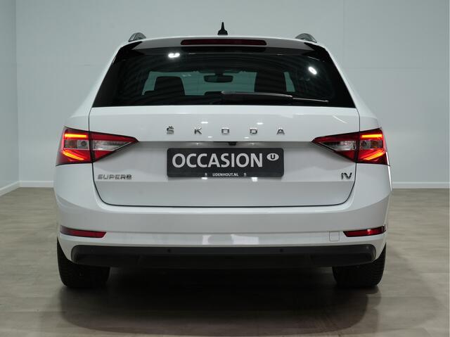 Skoda SUPERB Combi 1.4 TSI iV 204pk Business Edition Plus Trekhaak Camera 18"velgen Android/Carplay Keyless 215