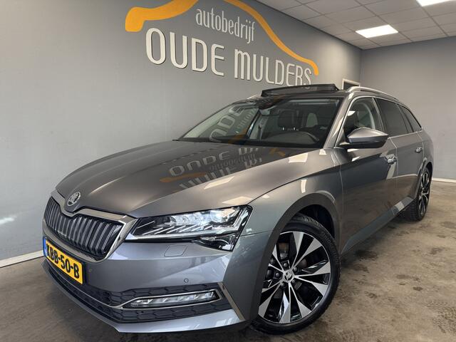 Skoda SUPERB Combi 1.4 TSI iV Business Edition Pano/Trekhaak/Memory/Sfeerverlichting/Carplay