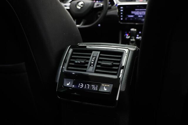 Skoda SUPERB Combi 1.4 TSI iV Sportline Business | COMFORT PACK | PANORAMADAK | ACHTERBANKVERWARMING | TREKHAAK | 19"