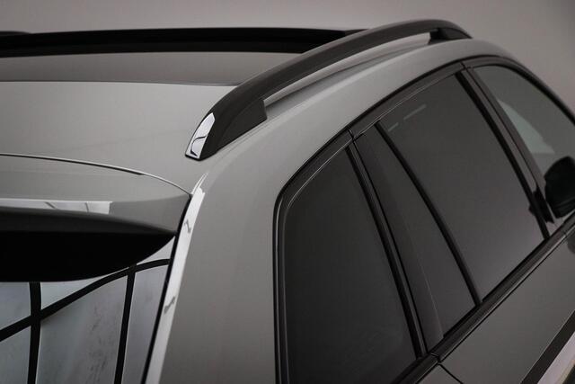 Skoda SUPERB Combi 1.4 TSI iV Sportline Business | COMFORT PACK | PANORAMADAK | ACHTERBANKVERWARMING | TREKHAAK | 19"