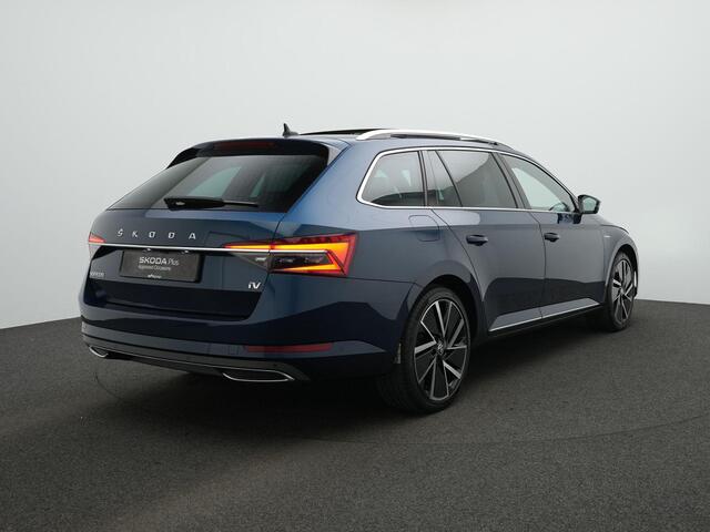 Skoda SUPERB Combi 1.4 TSI iV 218 pk Laurin & Klement | Panoramadak | Trekhaak | Leder | Navigatie Columbus | Geheugen-/ventilatiestoelen | 360 Camera