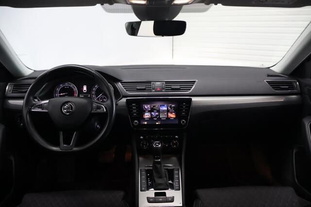 Skoda SUPERB Combi 1.5 TSI Business Edition DSG | Navigatie | Matrix LED | Camera