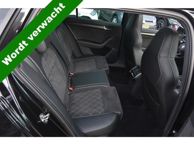 Skoda SUPERB Combi 1.4 TSI iV Sportline Business , PANODAK ,TREKH , VIRTUAL COCKPIT ,ST+STUR EN BANK VERW ,