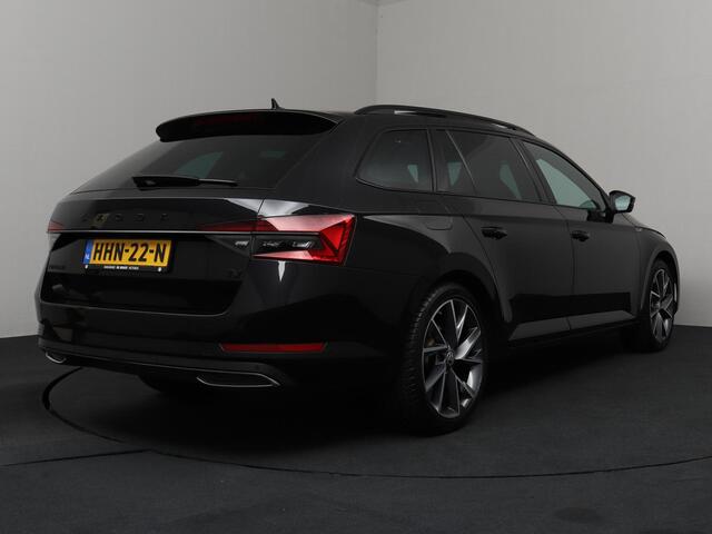 Skoda SUPERB Combi 1.4 TSI iV Sportline Business | ZEER COMPLEET | Trekhaak | Pano | ACC | 360° Camera!