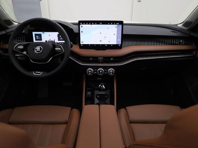Skoda SUPERB 1.5TSI 150kW/204PK PHEV L&K · Panoramadak · Leder · Trekhaak · Garantie t/m 30-06-2029 of 100000km