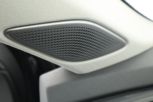 Skoda SUPERB 1.5 TSI PHEV 204pk Laurin & Klement Trekhaak 360Camera Leder Canton Memory Panoramadak Keyless Stoelverwarming Virtual Cockpit