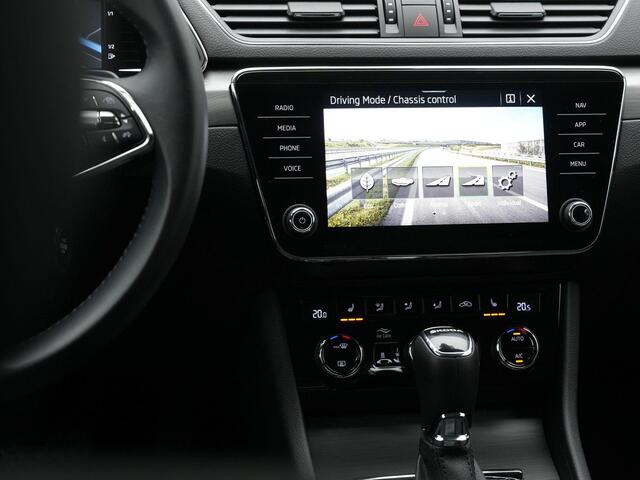 Skoda SUPERB 1.4 TSI iV 218 pk Style | Trekhaak | Geheugenstoelen | Matrix LED | Achteruitrijcamera