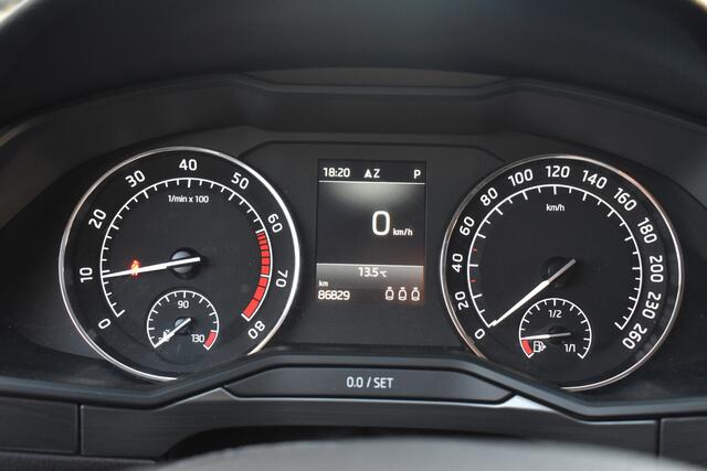 Skoda SUPERB Combi 1.5 TSI ACT Sportline Business Automaat | BSM | Memory-Seat | Stoelverwarming | Carplay Navi | 12 mnd BOVAG garantie | Whatsapp 06-53188999