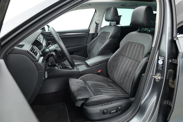 Skoda SUPERB Combi 1.4 TSI iV PHEV Style | Pano | Memory Seats | Digi. Cockpit | Stoel- Stuurverw. | Adapt. Cruise | Camera | Keyless |