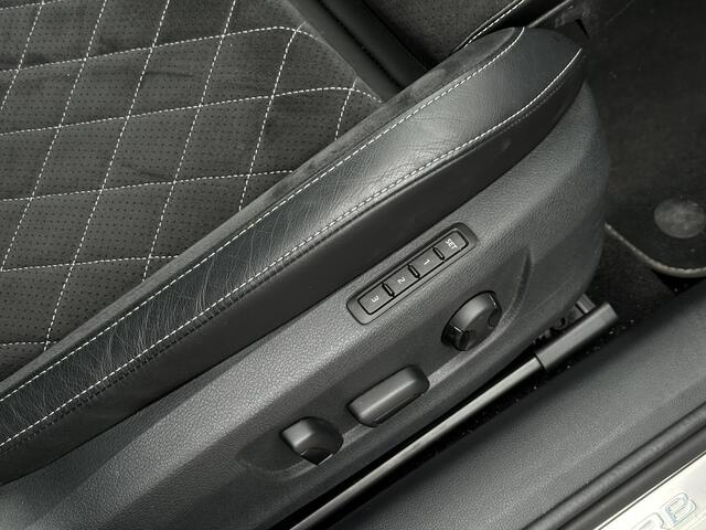 Skoda SUPERB Combi 1.4 TSI iV Sportline Business Panoramadak Adapt. Cruise LED Standkachel Trekhaak 19''LM