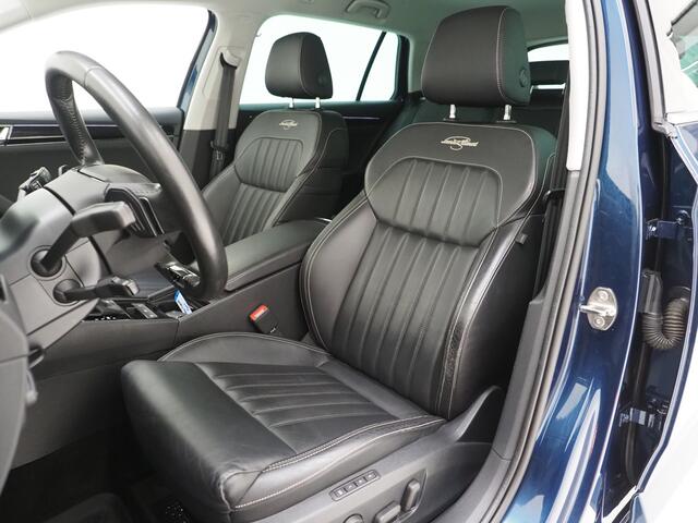 Skoda SUPERB Combi 1.4 TSI iV Laurin & Klement | Leder | Canton | Trekhaak | Camera | Keyless | Adaptive Cruise | Memory | Carplay