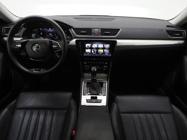 Skoda SUPERB Combi 1.4 TSI iV Laurin & Klement | Massage | Leder | Trekhaak | 360 | Canton | Keyless | Adaptive Cruise | Carplay