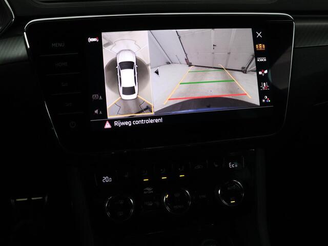 Skoda SUPERB 1.4 TSI iV Sportline | 360 Camera | Adaptive cruise | Trekhaak | Achterbankverwarming | Canton Sound | Matrix LED | Alcantara | Stoelverwarming | Carplay | Navigatie | PHEV | Plug In
