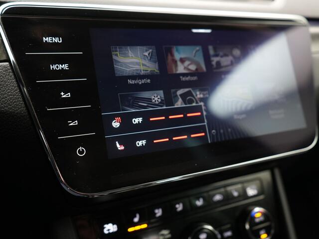 Skoda SUPERB Combi 1.4 TSI iV Sportline Business PHEV 218pk Dealer O.H | Trekhaak af Fabriek | Adaptive Cruise | 360 Camera | Alcantara Sportstoelen Memory | 19"L.M | Keyless | Crystal LED | Plug In Hybrid |