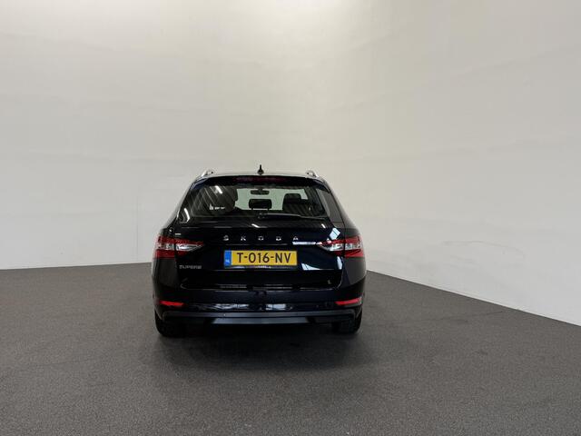 Skoda SUPERB Combi 1.5 TSI ACT Business Edition Airco ECC Navi Carplay Virtual Cockpit Full LED PDC A Keyless Go Cruise Control Privacy Glass