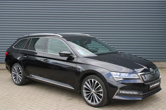Skoda SUPERB Combi 1.4 TSI iV Laurin & Klement Panoramadak Geventileerde-Zetels Canton Camera Leer