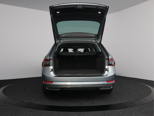 Skoda SUPERB Combi 1.4 TSI iV Laurin & Klement L&K | Plug-in Hybrid | Trekhaak