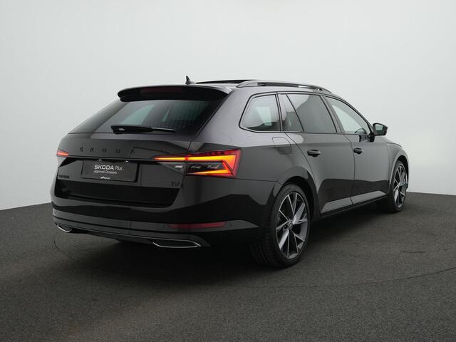 Skoda SUPERB 1.4 TSI iV 218 pk Sportline | Panoramadak | Trekhaak | Navigatie Columbus | Geheugenstoelen | 360 Camera | Matrix LED | Canton | Stuur-/achterbankverwarming