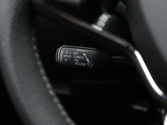 Skoda SUPERB 1.4 TSI iV 218 pk Sportline | Panoramadak | Trekhaak | Navigatie Columbus | Geheugenstoelen | 360 Camera | Matrix LED | Canton | Stuur-/achterbankverwarming