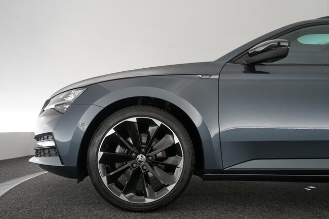 Skoda SUPERB Combi 1.4 TSI iV Sportline Business