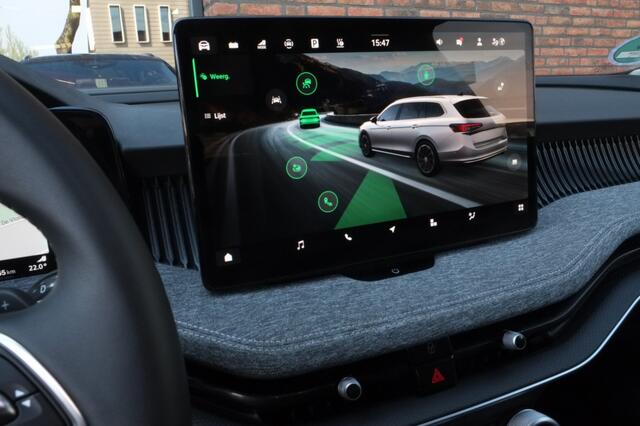 Skoda SUPERB Combi 1.5 TSI iV 150kW | Trekhaak |